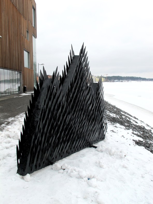 3 RITUAL RAMBLINGS Mountain of knives: Vietnamese lacquer