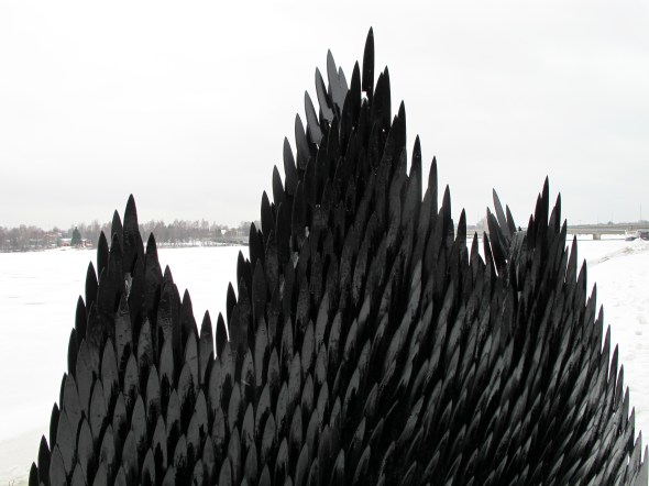 5 RITUAL RAMBLINGS Mountain of knives: Vietnamese lacquer